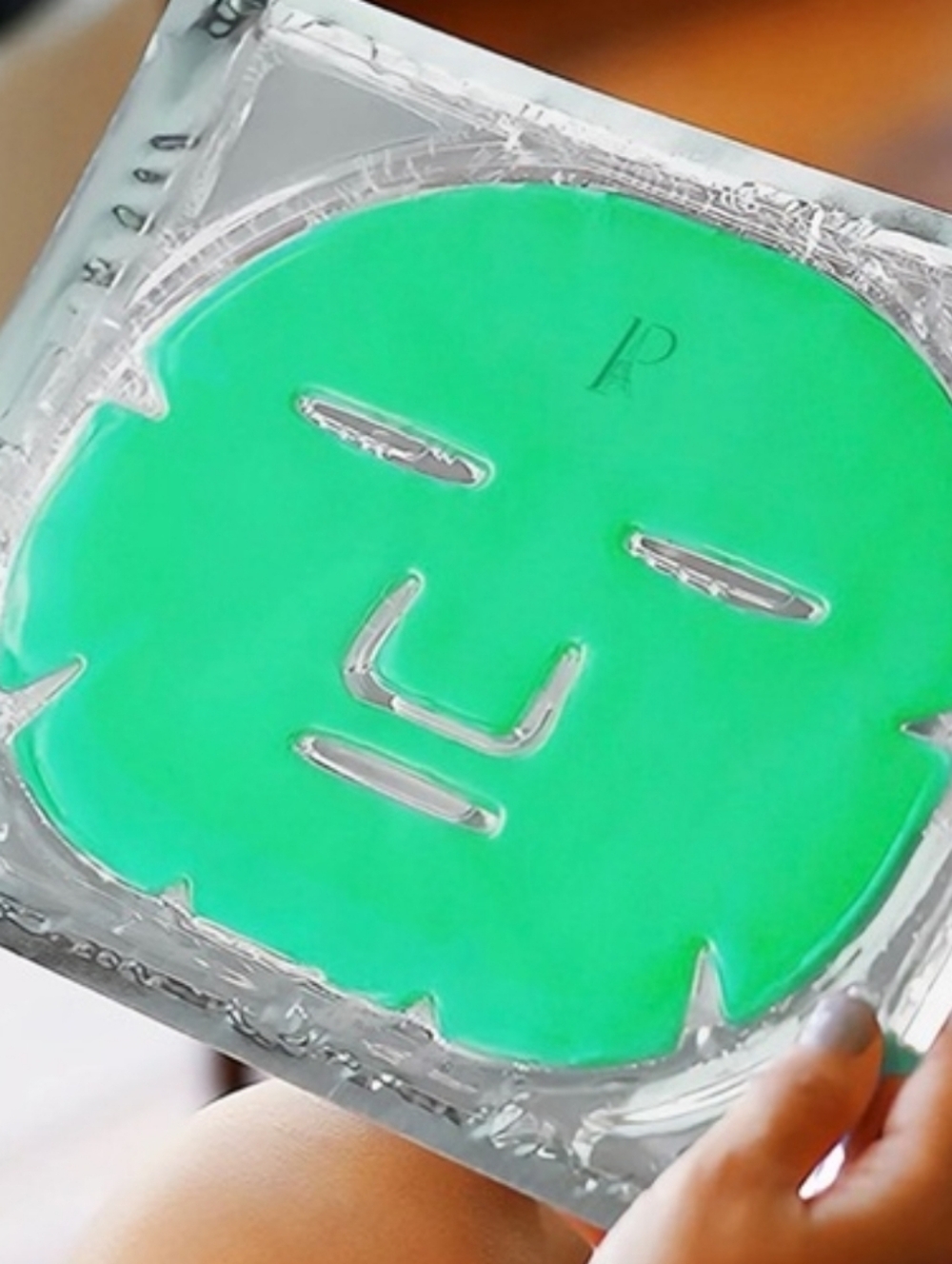 PREDIRE PARIS Green Tea Cell Moisturizing Facial Mask